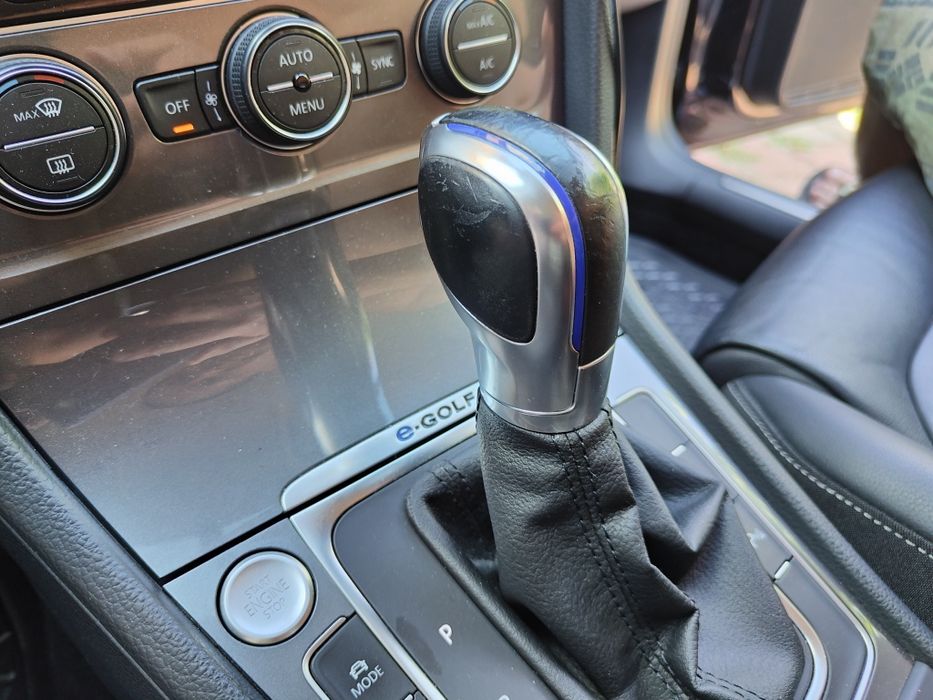 Wolkswagen  E-golf 2015