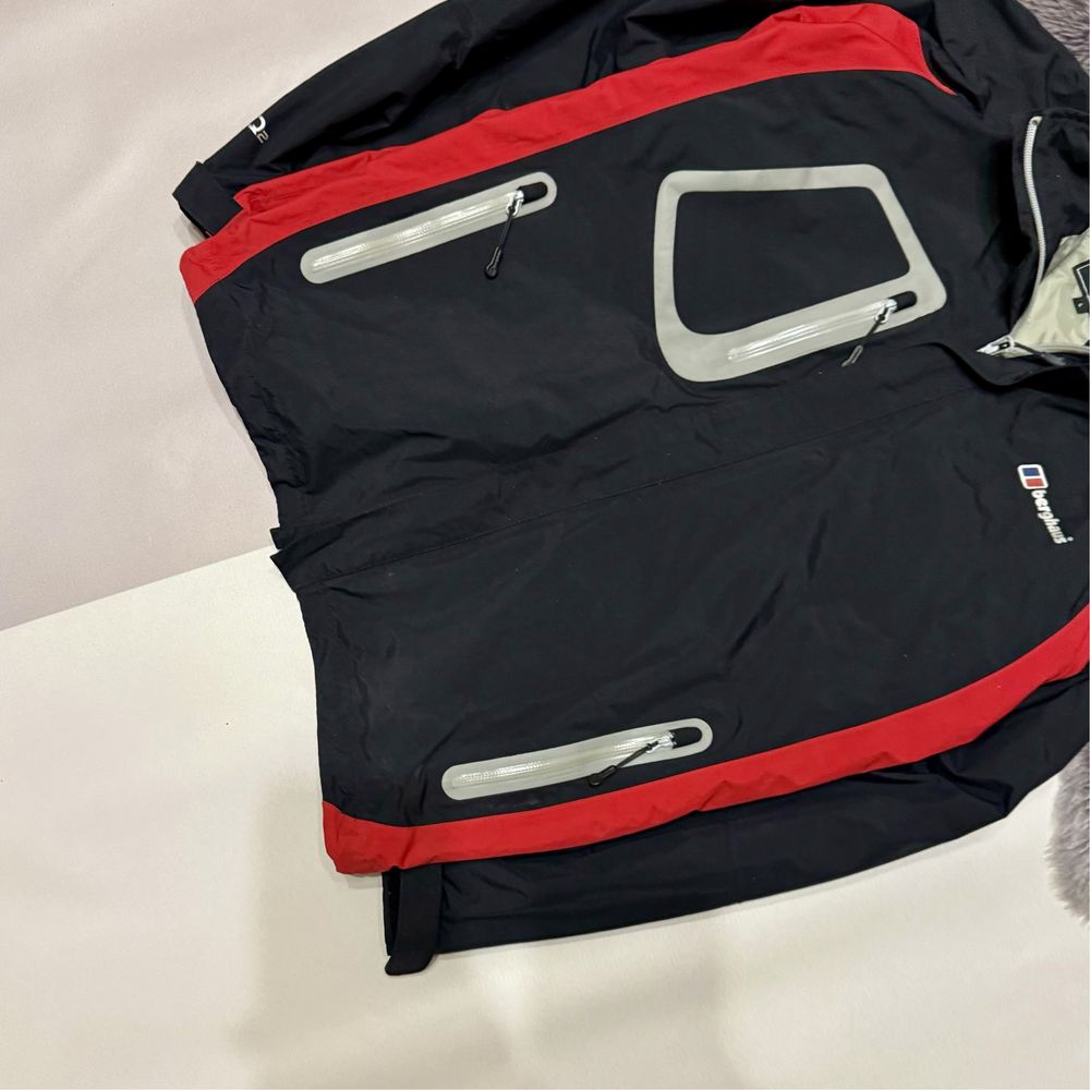 Куртка Berghaus Л розмір 2498