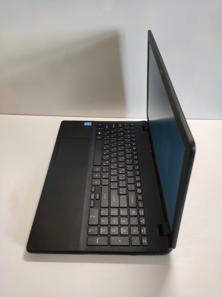 Ноутбук Acer Aspire ES1-512