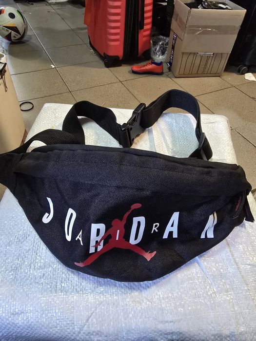 Сумка на пояс через плече Air Jordan Jumpman Crossbody Bag