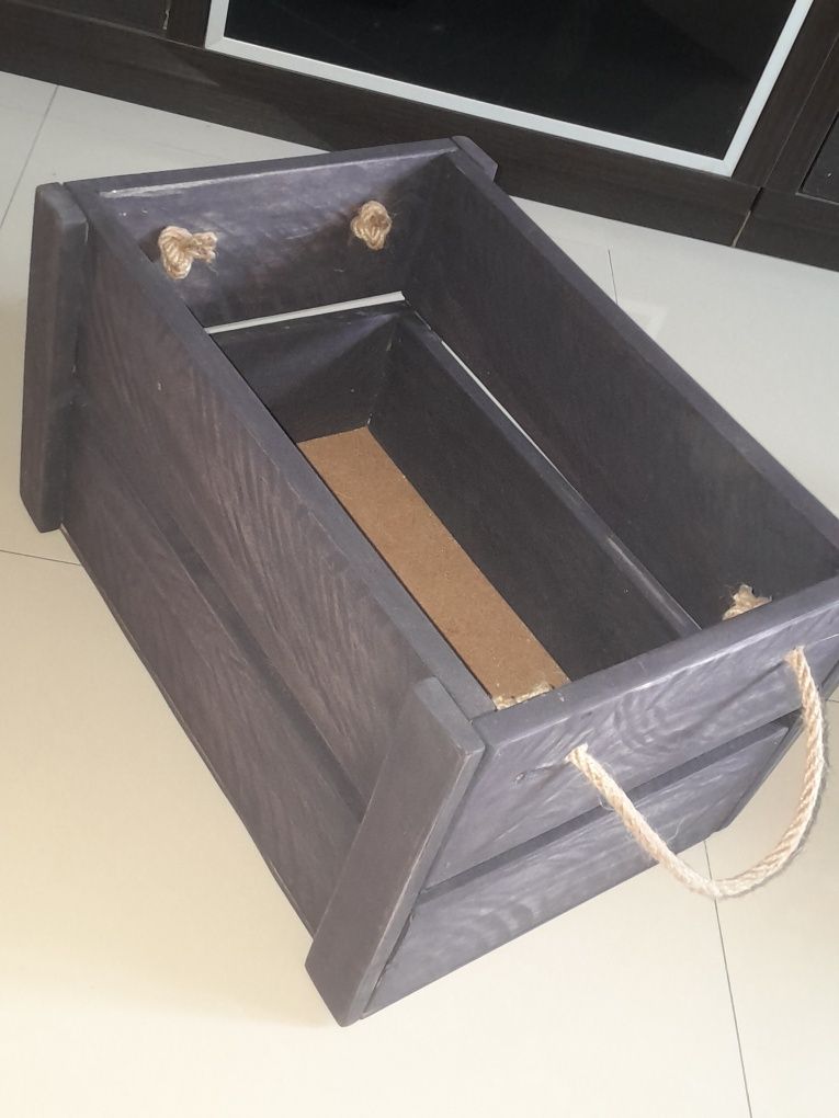 Ящик дерев'яний в стилі лофт, для організації простору приміщення