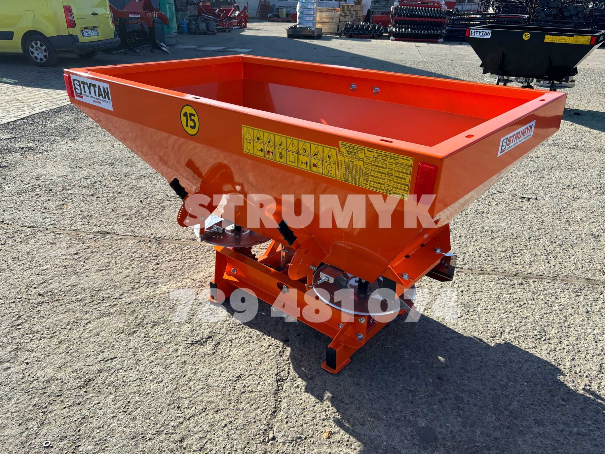 rozsiewacz nawozu DWUTALERZOWY Strumyk plandeka/kratka 400l -1600l