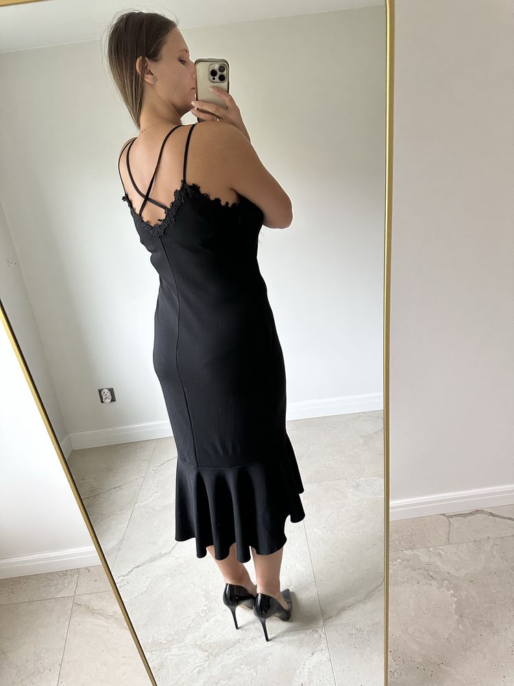 Czarna sukienka elegancka z koronką NEXT rozmiar 44