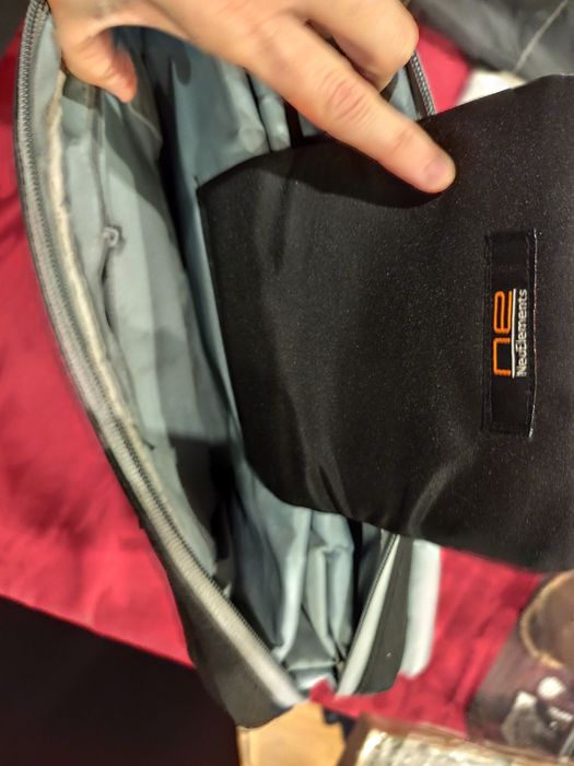 Mala para PC portátil com varias divisórias