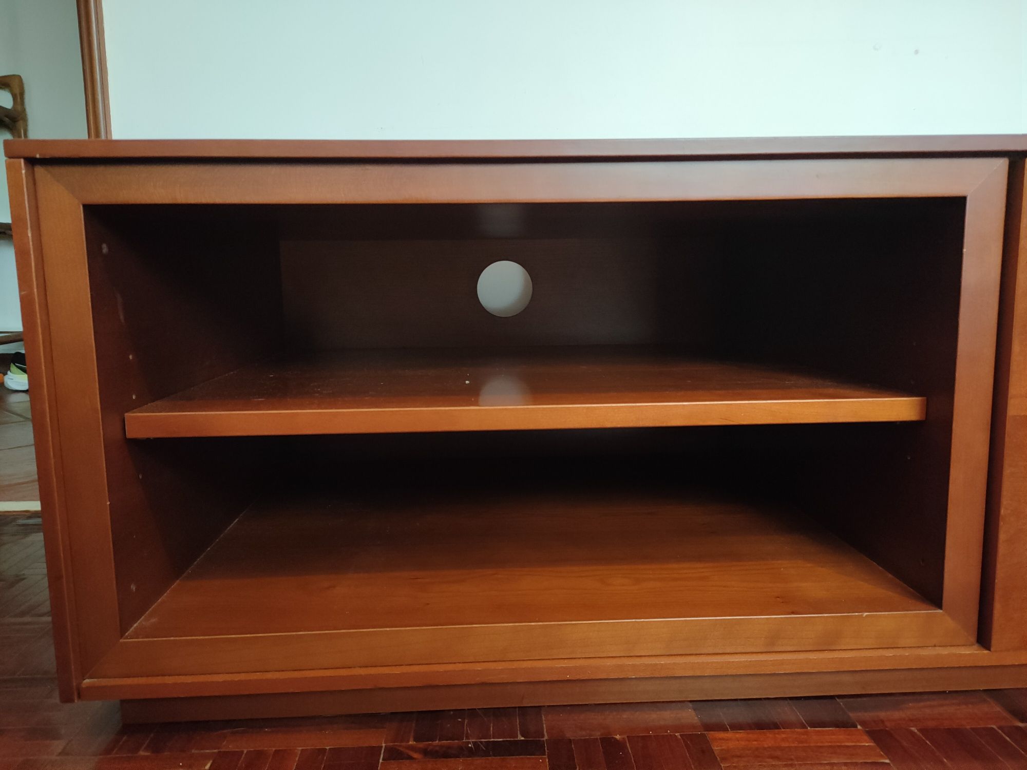 Móvel de sala (2 moveis+1 prateleira)
