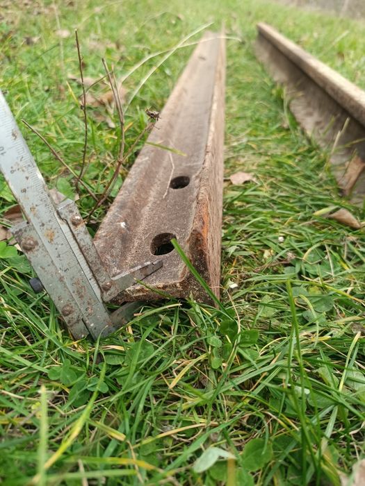 Рельса низька(наковальння)