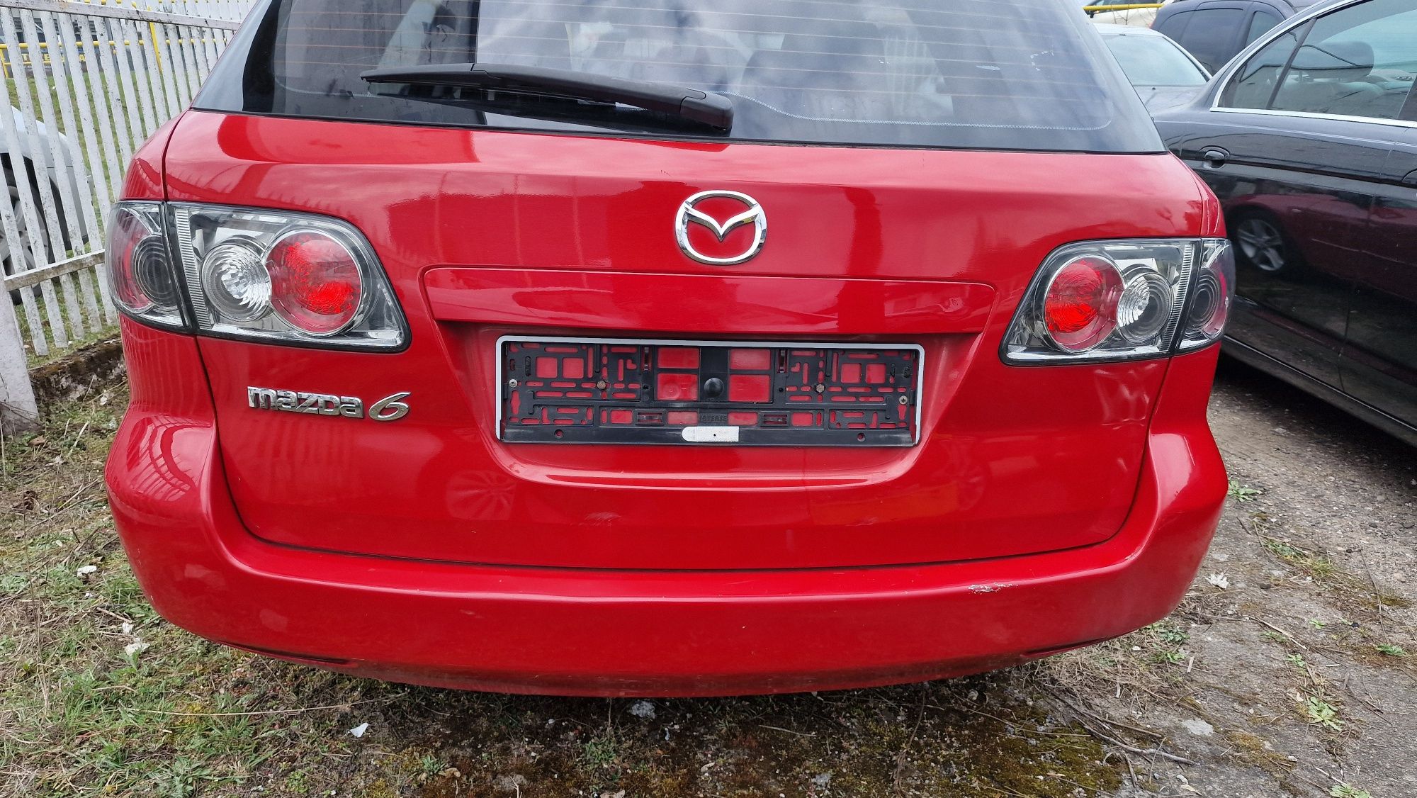 Mazda 6 27a czerwona części 02-07 pas przedni z chłodnicami. Benzyna d