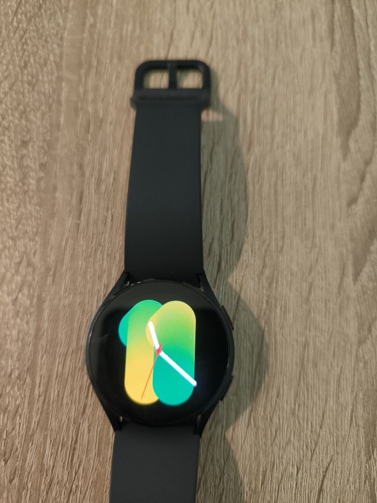 Samsung Galaxy watch 5 Czarny 40mm Wi-Fi Bluetooth WearOs GWARANCJA