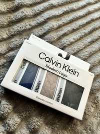 Stringi i Figi Calvin Klein