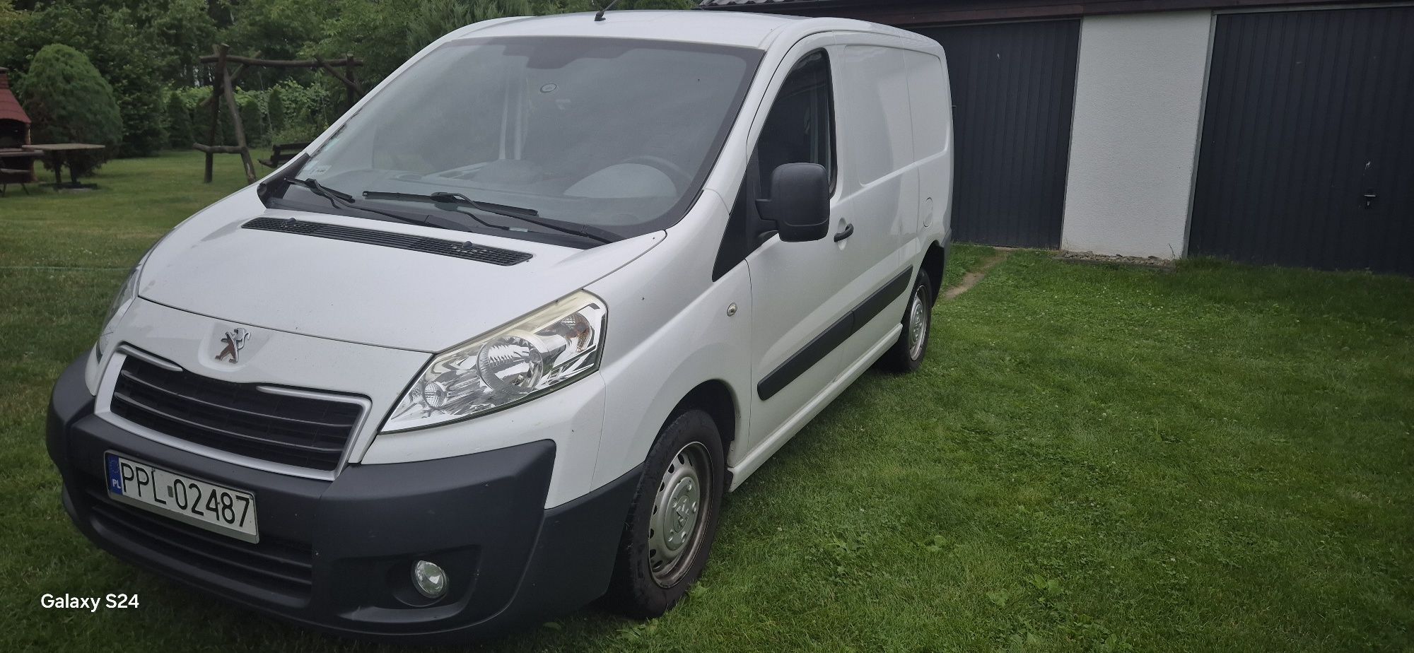 Peugeot Exspert 2.0 HDI  w bardzo dobrym stanie