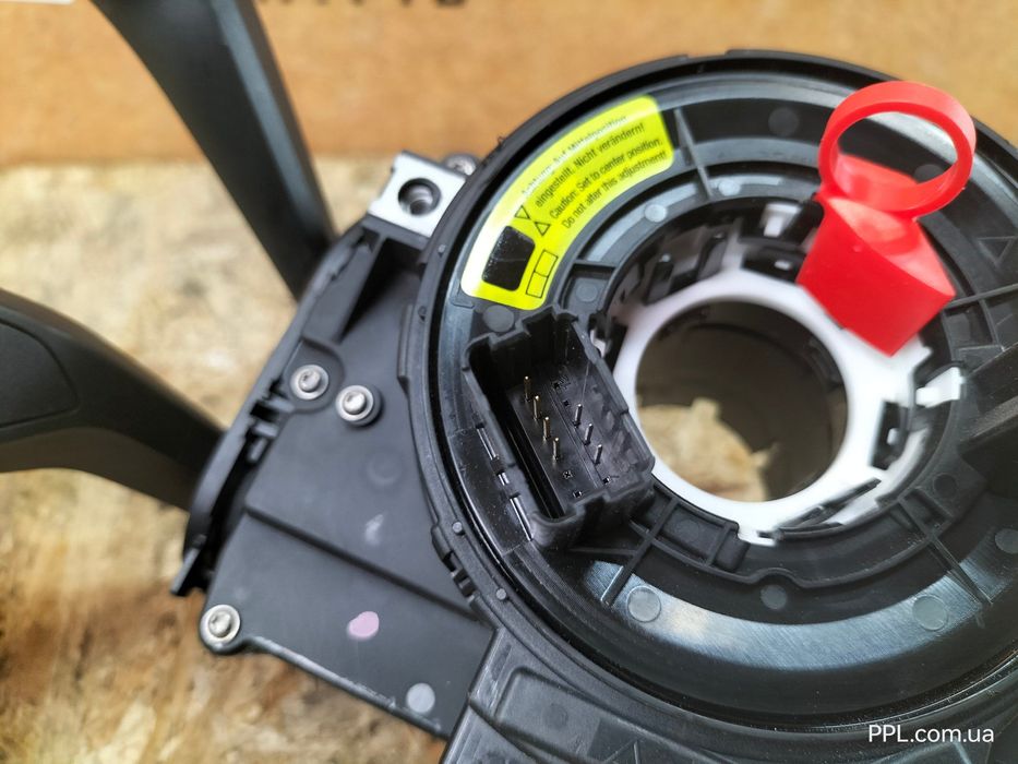 Audi A4 B9 15- A5 Подрулевой шлейф переключатель Airbag 4M0907129HN