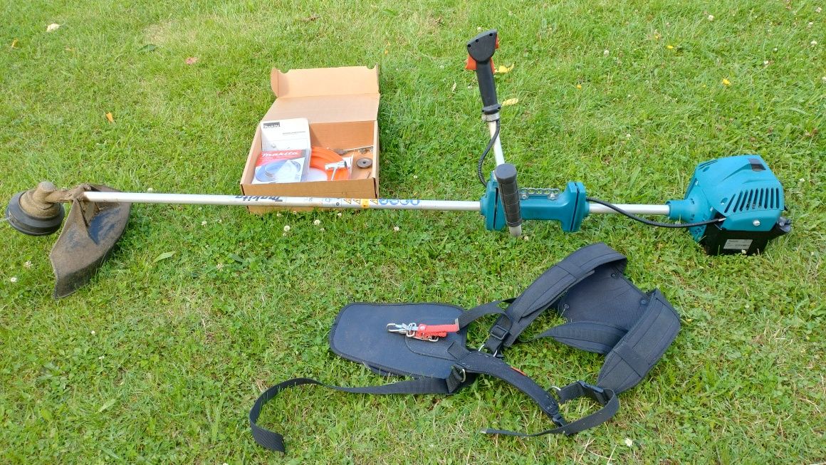 Kosa spalinowa Makita DBC 400 2.4 K.M, Profesjonalna