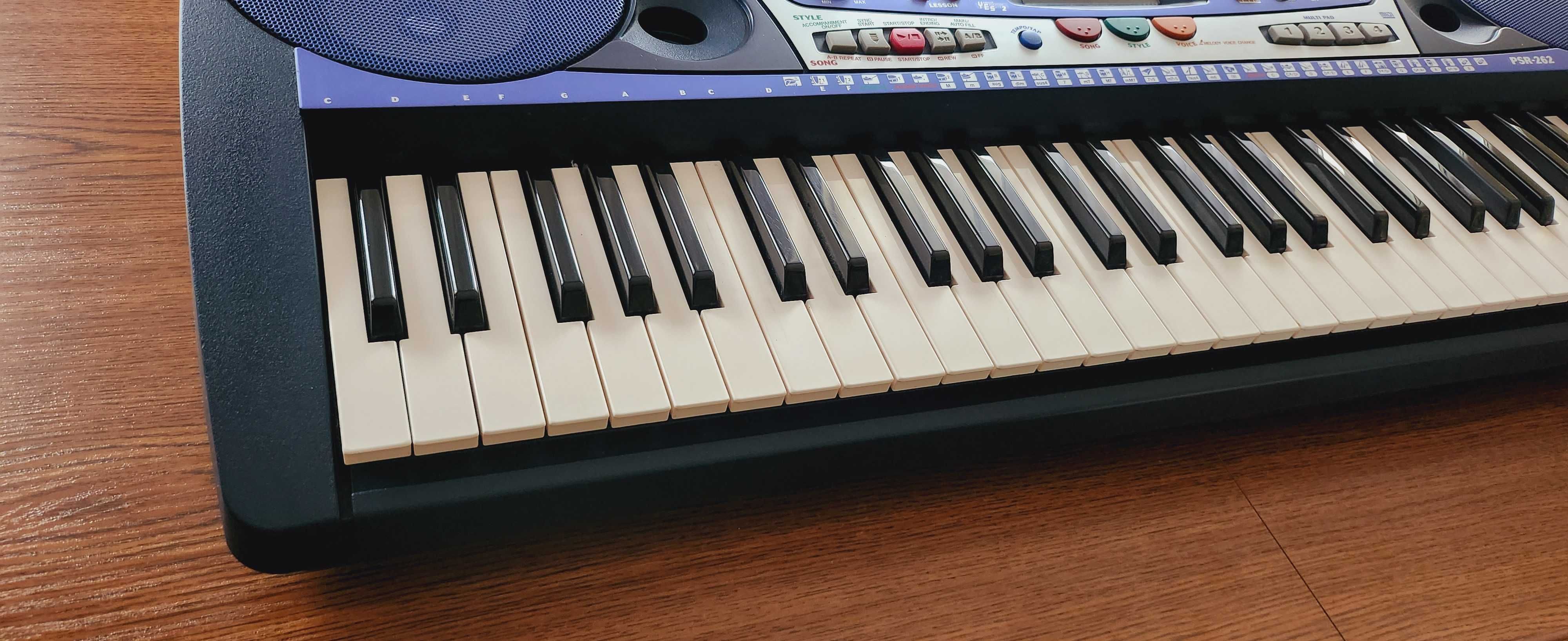 Yamaha PSR-262 keyboard