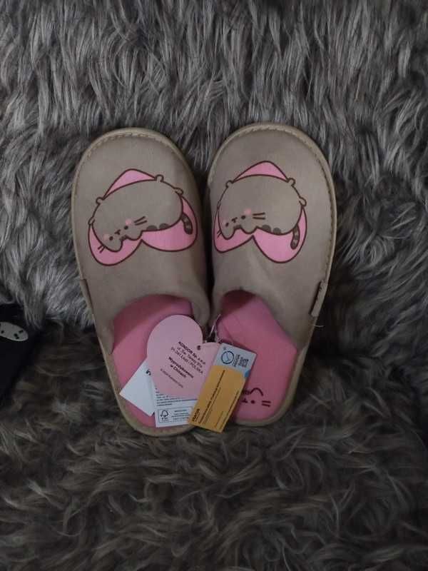 Kapcie kotek Pusheen Puszin ciapy nowe z metką rozmiar 38 laczki kotki