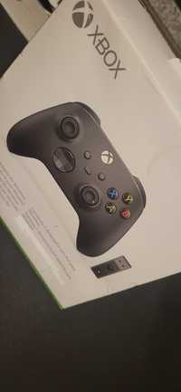 Pad od Xboxa series X/S + adapter