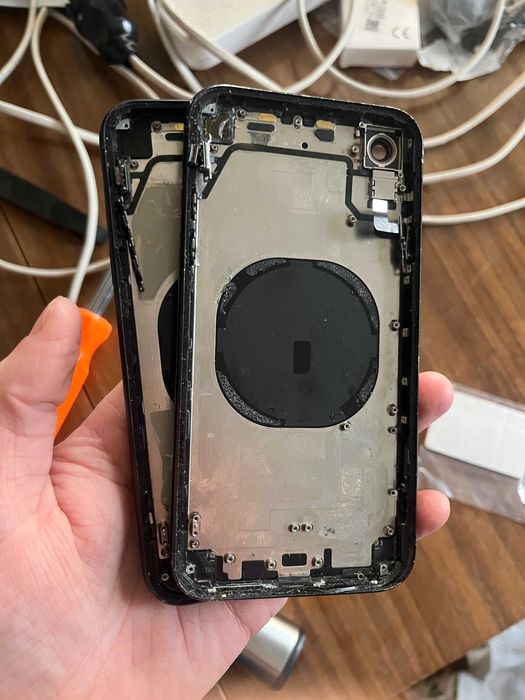 Корпус оригінал до айфон XR в гарному стані цілий Iphone