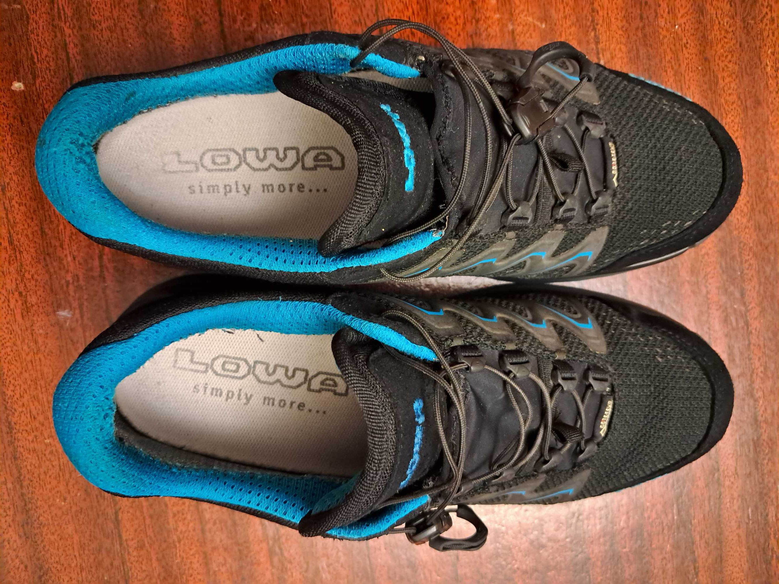Детские кроссовки  lowa gore-tex  размер 37стелька 24.5см