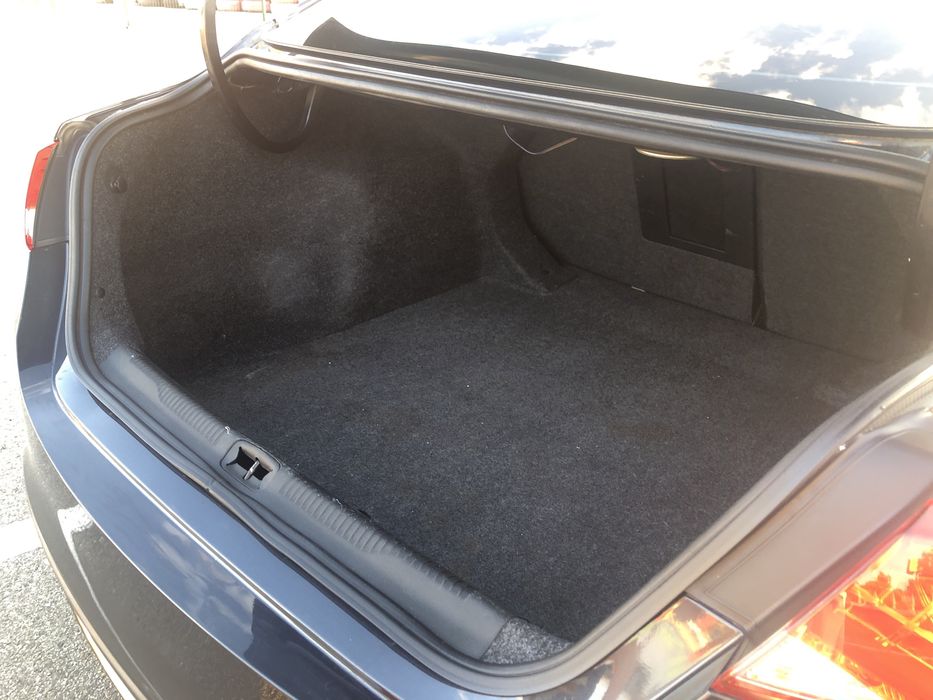 Chrysler 200 хамеліон синій