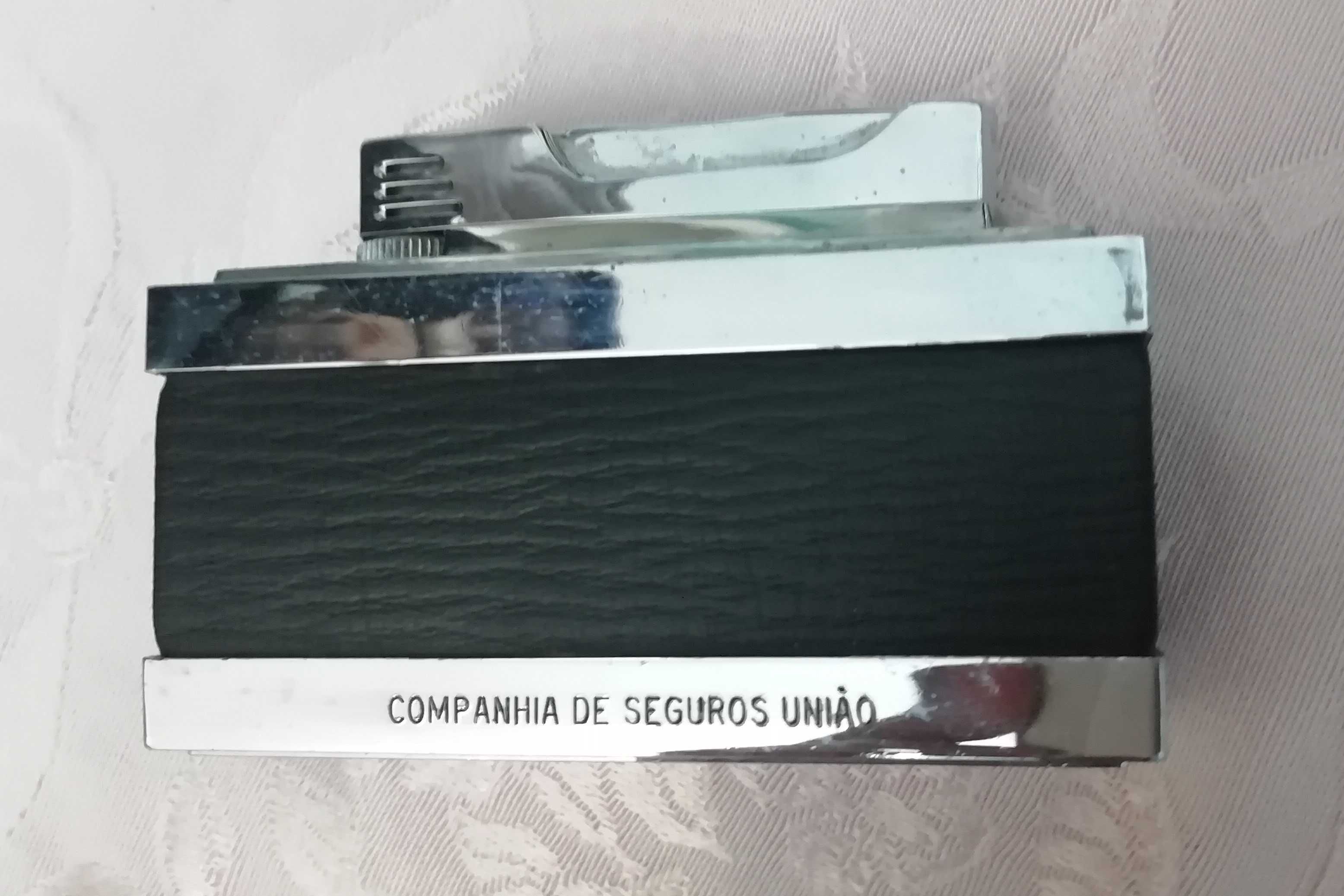 Banco de Angola e Comp de Seguros União- Grandes Isqueiros de mesa