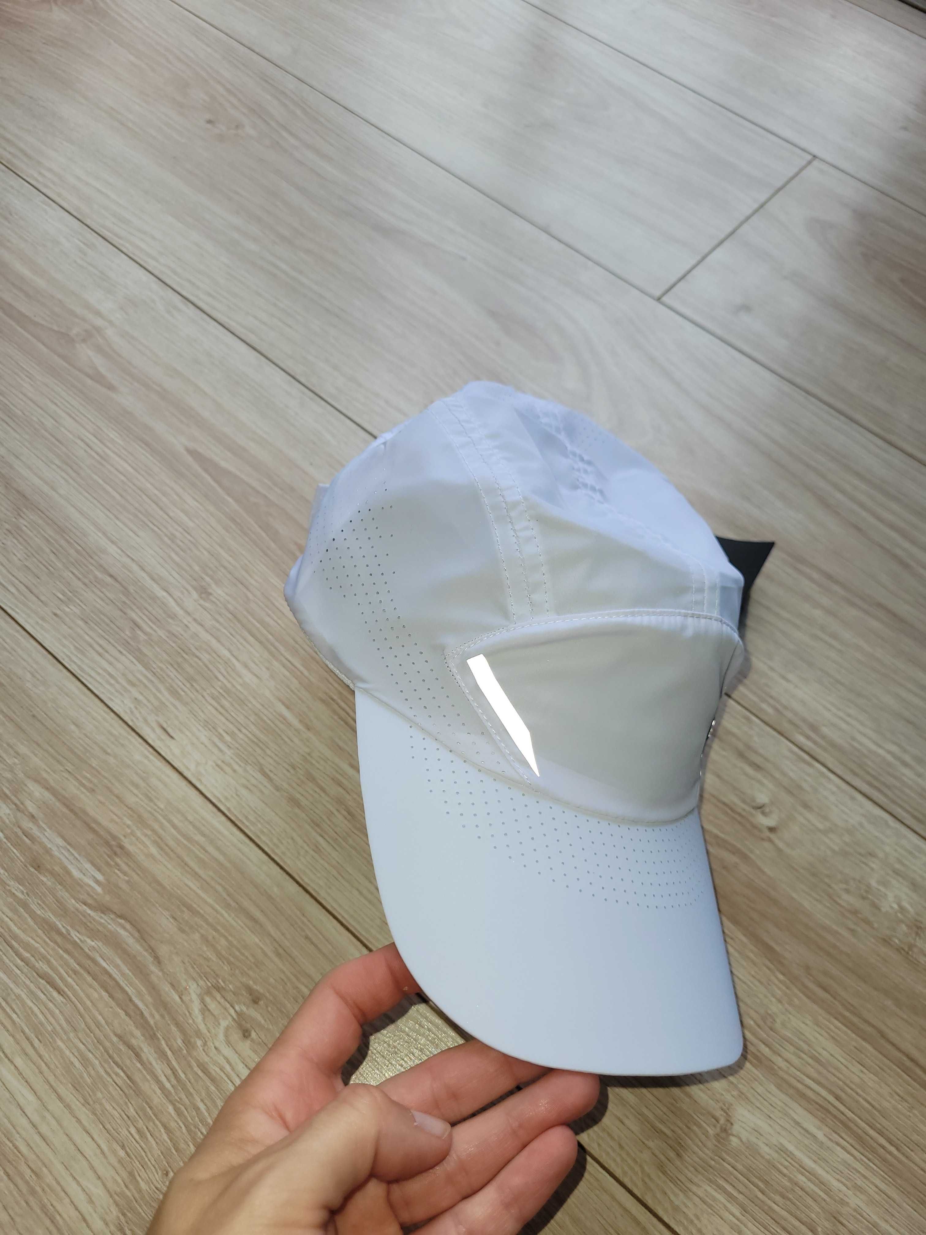 Czapka biegowa biała Zerod