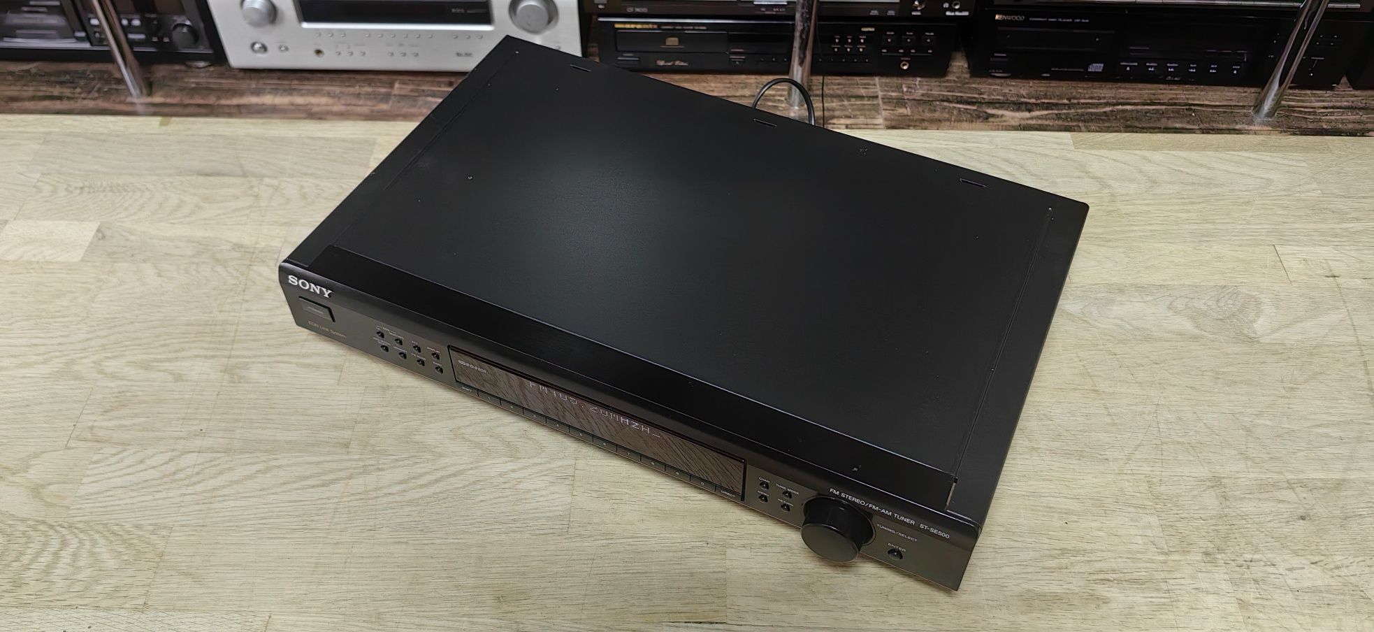 Тюнер Sony ST-SE500