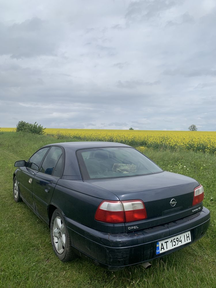 Opel Omega B 2001 2.2 Бензин