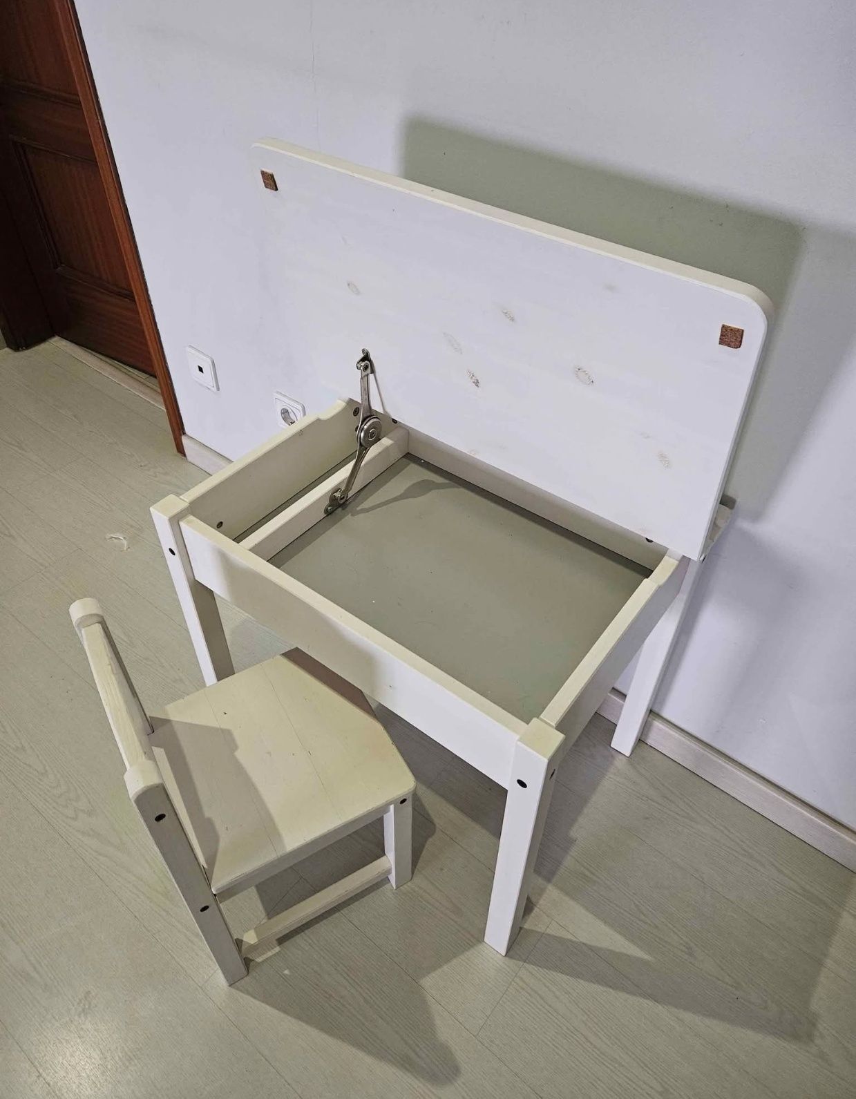 Secretaria criança IKEA