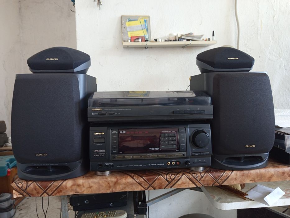 Ресивер с винилом aiwa