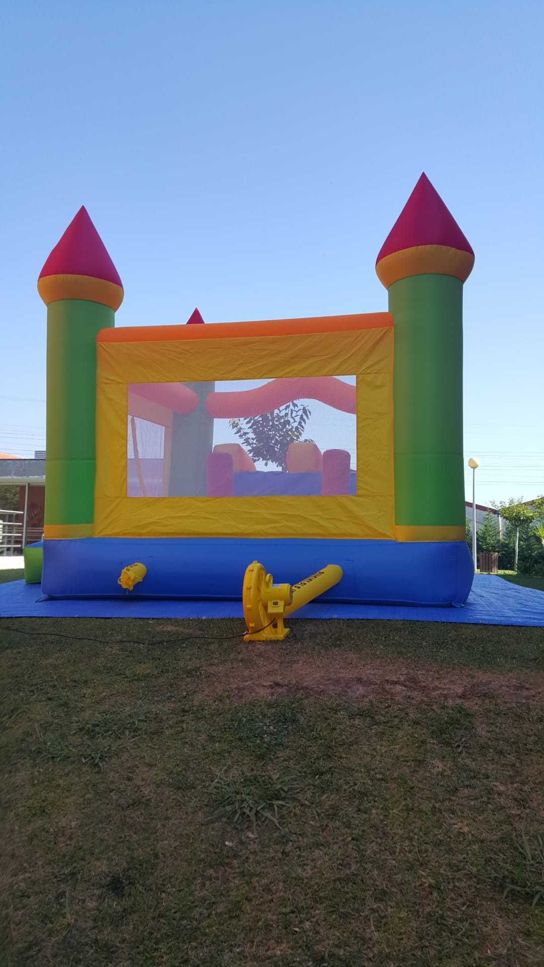 Venda Insuflável Mega Castelo - Usado