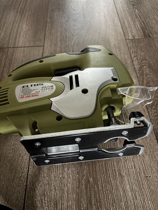 Лобзик eltos ЛЭ-100-920л