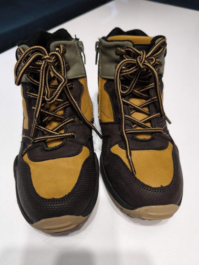 Buty zimowe Reserved roz. 34