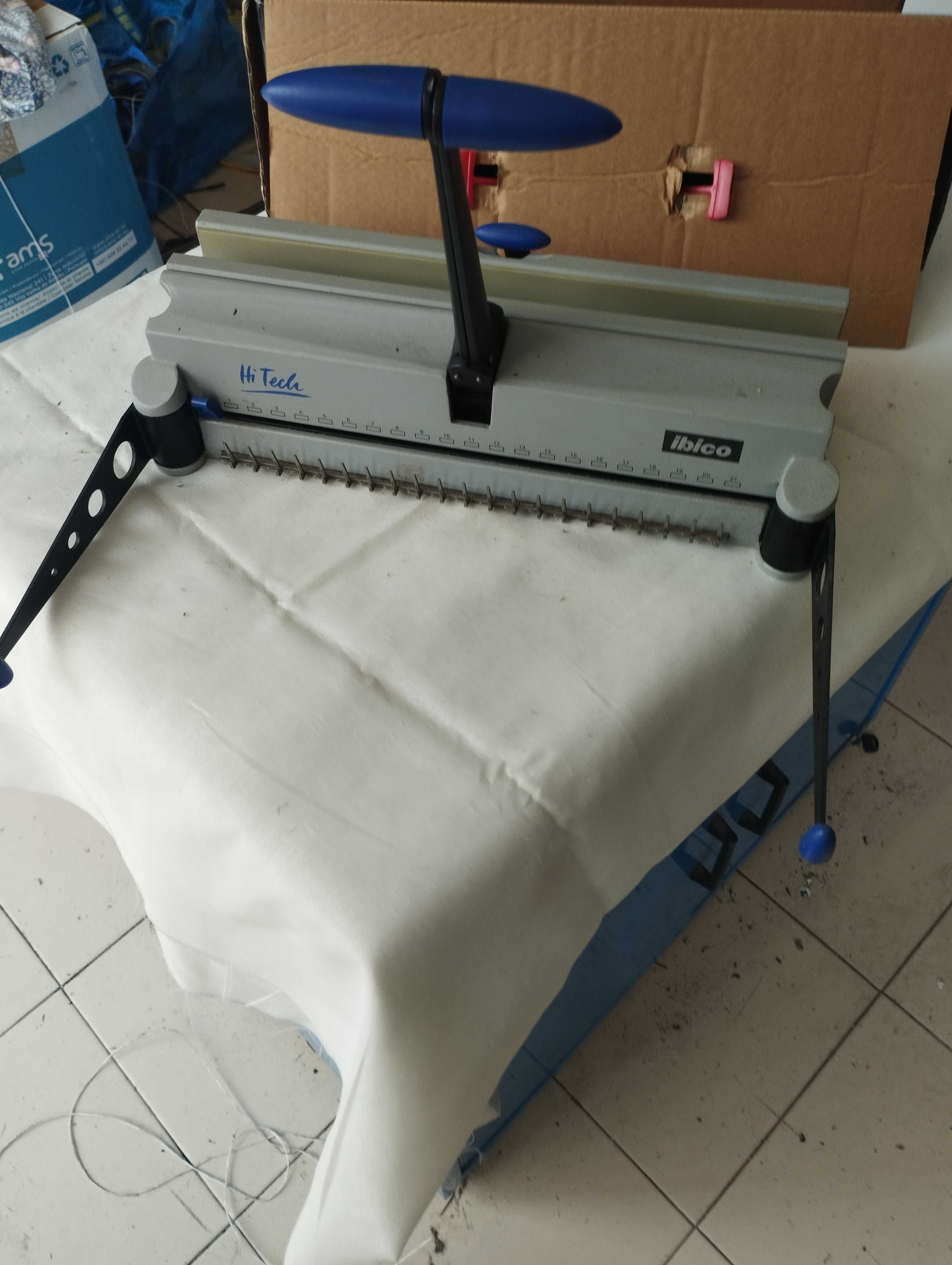 Encadernadora IBICO ( Arg. Metal/Plastico )