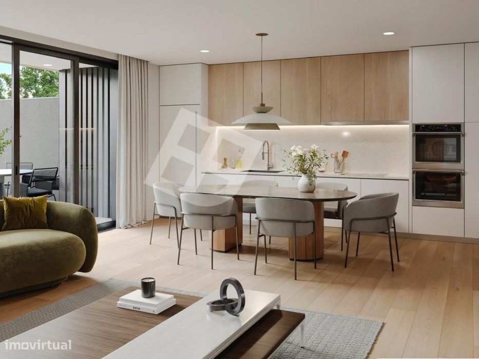 Apartamento T3 c/ Varandas - São Bernardo