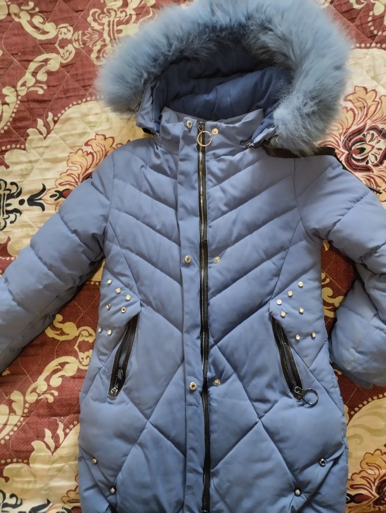 Зимнее пальто для девочки и весенняя куртка