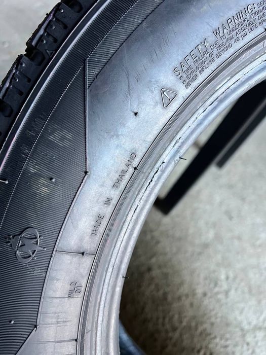 Шини 215/60 r17c Maxxis Smart snow 2023р (197)