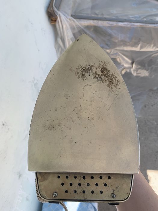 Продам утюг советский хорошего качества для швей подойдёт