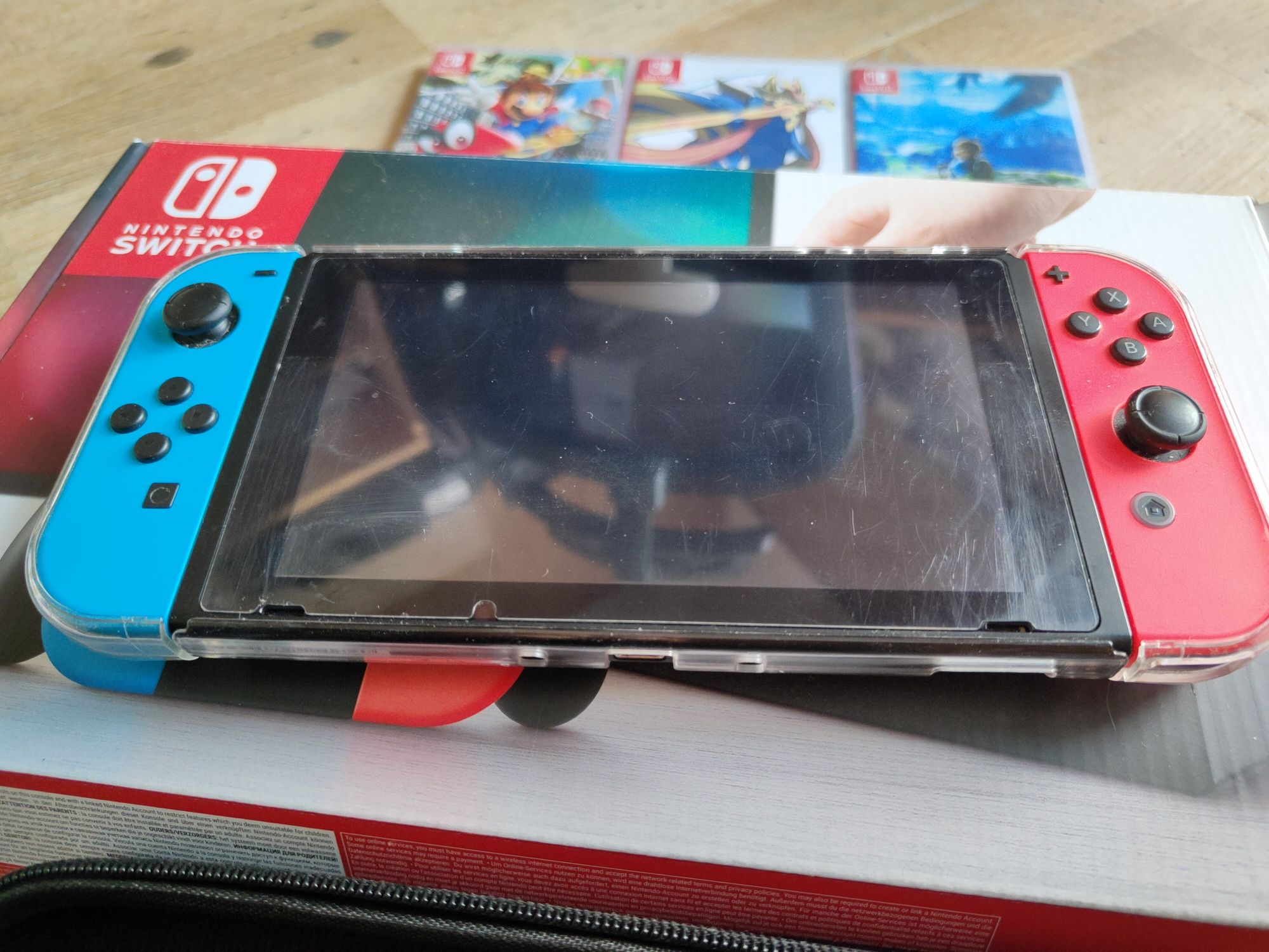 Nintendo switch z 4 grami