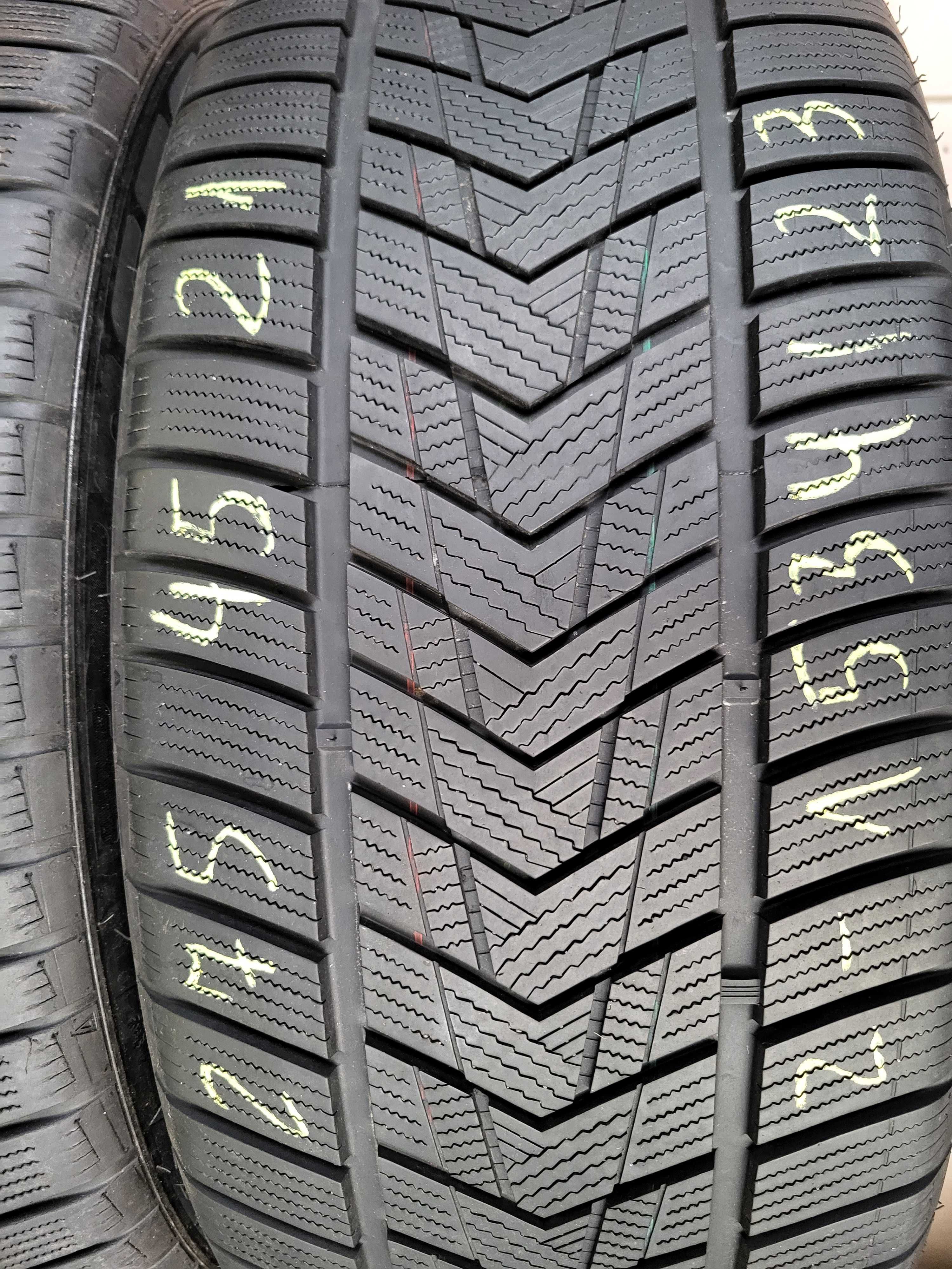 275/45r21 (Z1534/23)007 4szt 5mm X-Privilo S330 TRACMAX 20r ZIMOWE