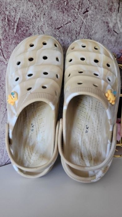 Крокси шльопанці Primark Сабо на море )