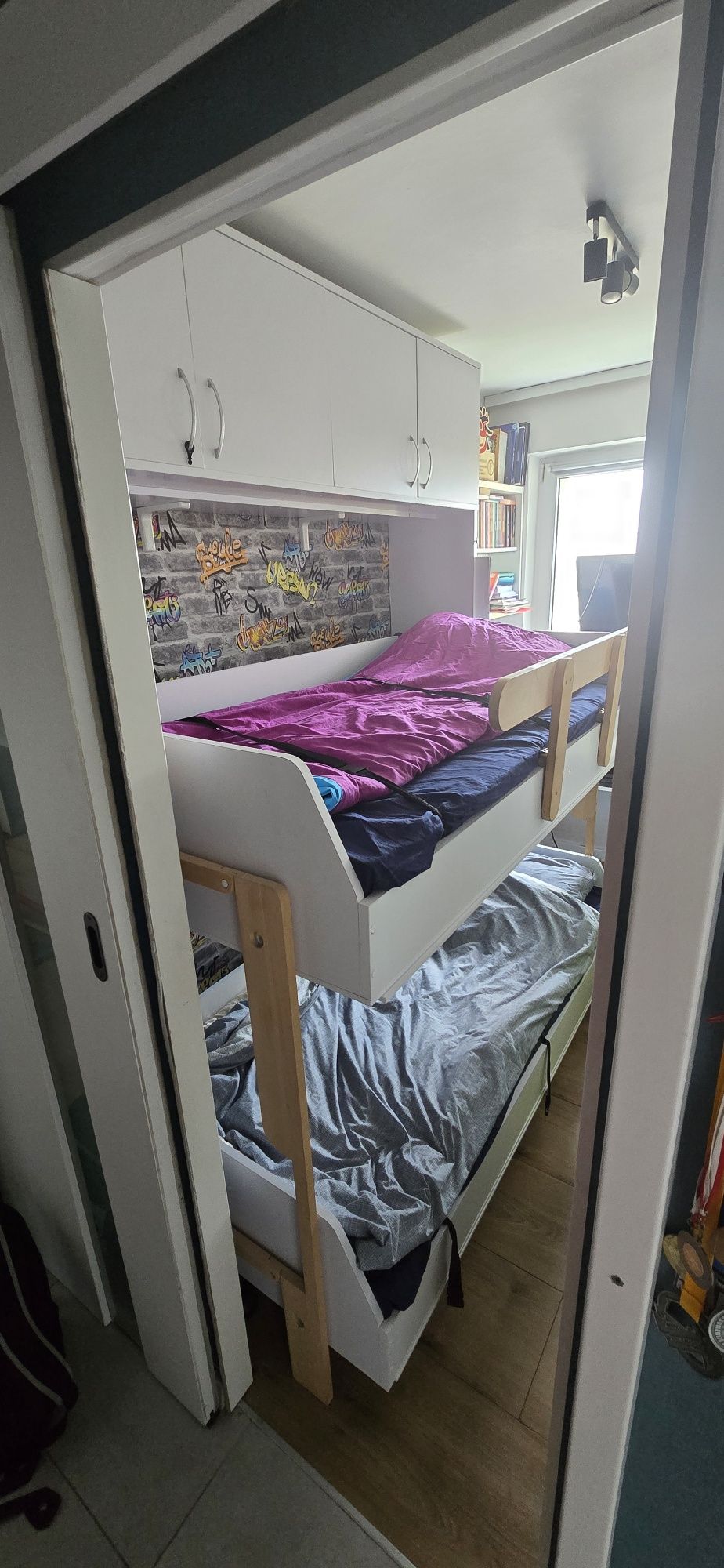 Łóżko piętrowe chowane w szafie materace gratis!!!