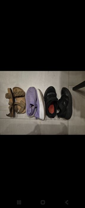 Oddam buty dla dziewczynki