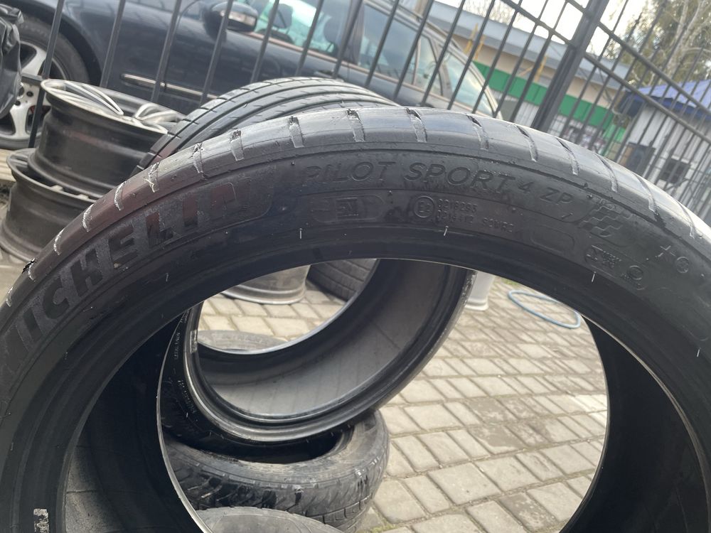 Michelin Pilot Sport 4 ZP (RUNFLAT)