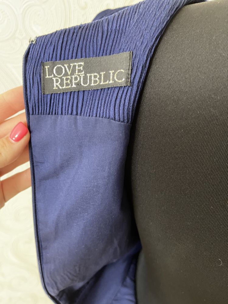 Платье синее Love republic
