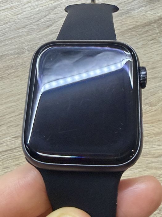 Apple Watch 4, 44 mm. LTE+GPS