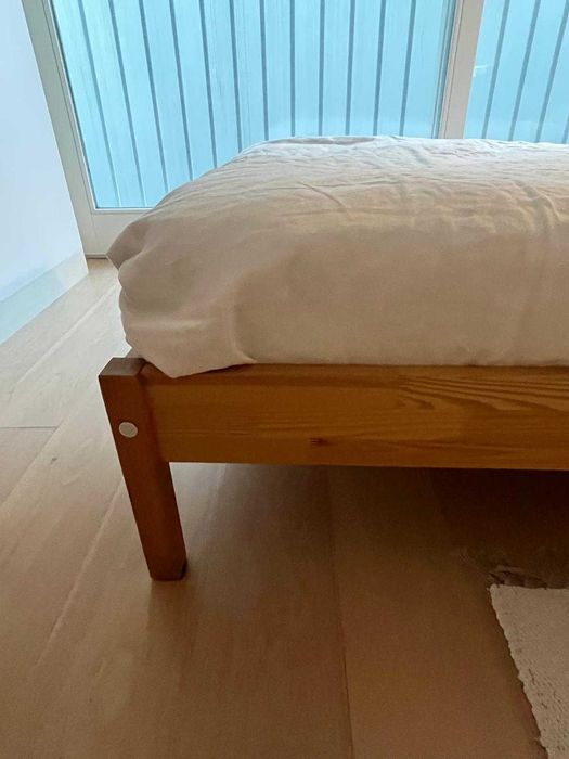 Cama Tarva c/ Estrado e Colchão