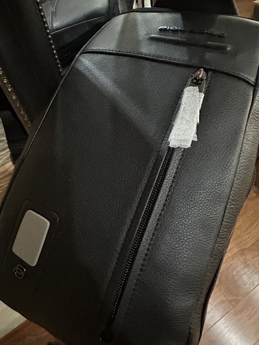 Сумка Piquadro ,італійська сумка,натуральна шкіра