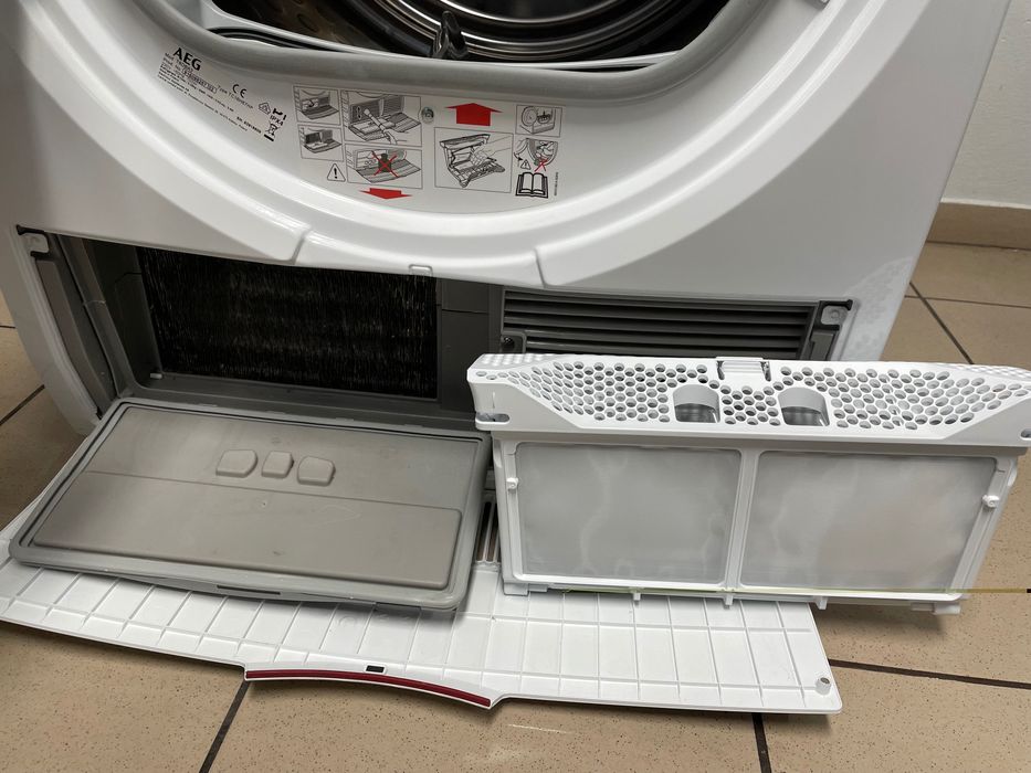 Suszarka AEG 8000 Series 8kg Pompa Ciepła 60cm GW