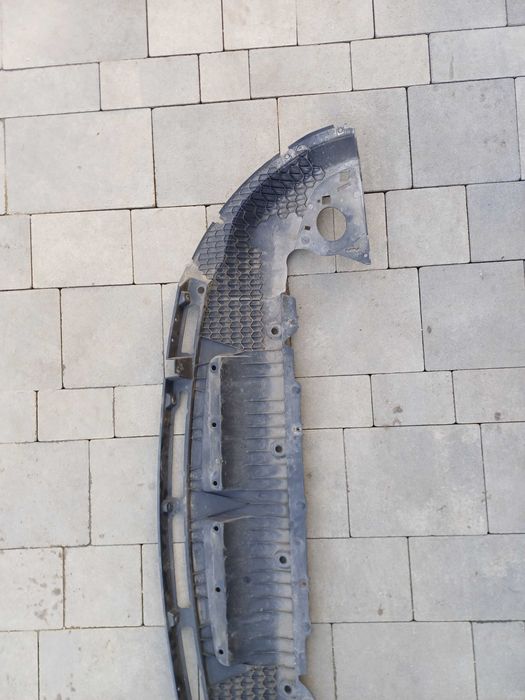 płyta osłona pod zderzak ford kuga mk3 lv4b-a813384-j