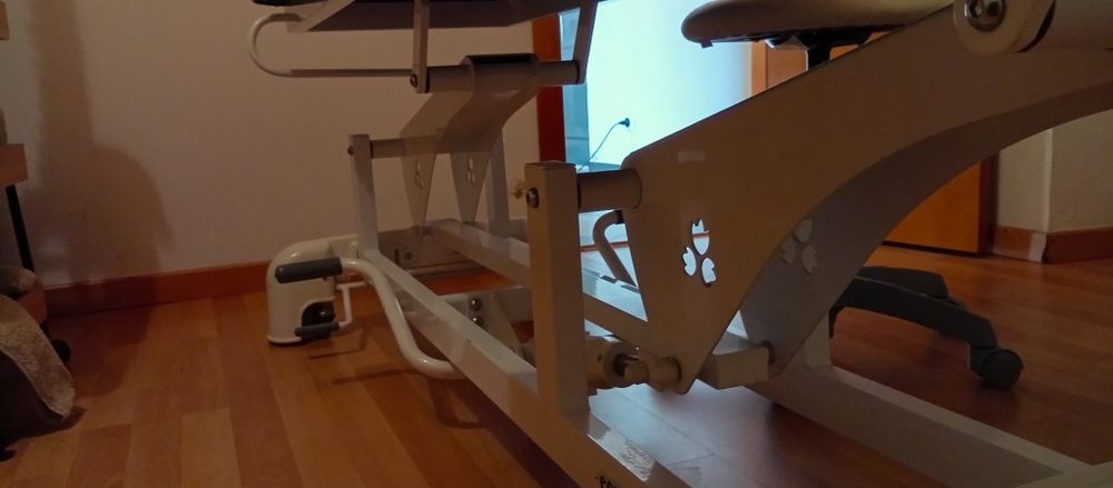 Marquesa/maca hidráulica Ecopostural + Banco