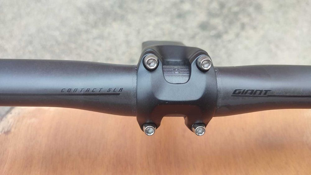 Guiador Giant contact SLR (com avanço)